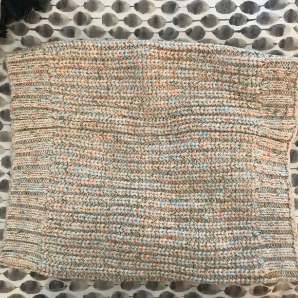 Multi colored Gap knit snood scarf - Picture 3 of 3